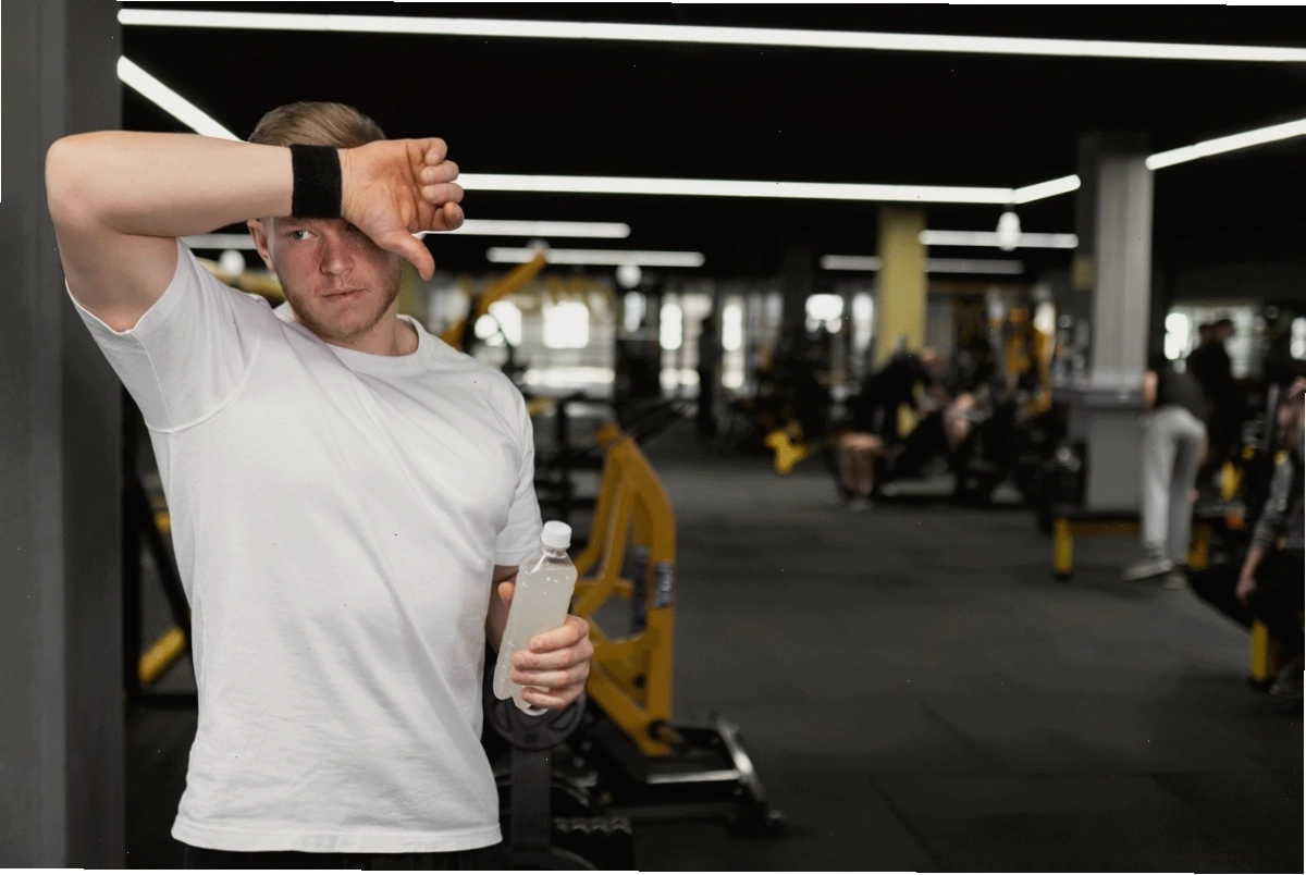 10 sai lầm phổ biến khiến bạn tập gym mãi không giảm mỡ