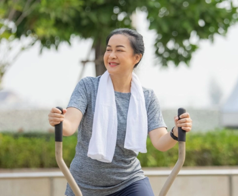 7 bài tập dưỡng sinh tốt cho sức khỏe người cao tuổi