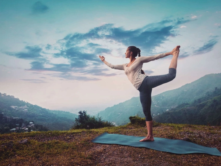 9 bài tập Yoga giúp giảm cân và săn chắc vòng eo hiệu quả tại nhà