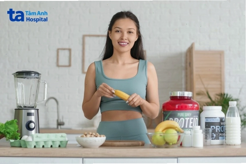 Ăn chuối chín luộc hoặc kết hợp với sữa chua là cách giảm cân hiệu quả