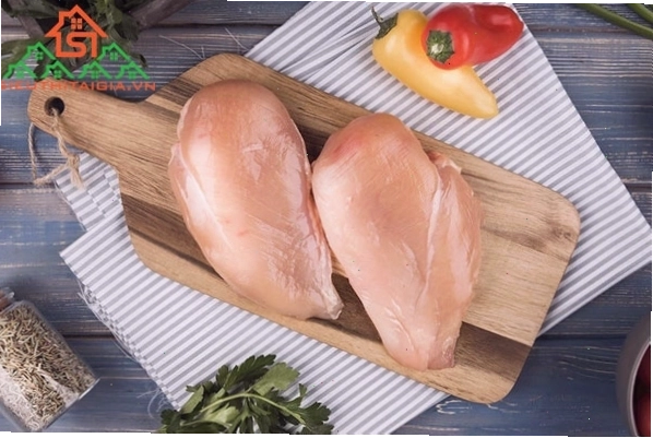 Ảnh minh họa: Thanh thiếu niên đang nghỉ ngơi sau buổi tập luyện