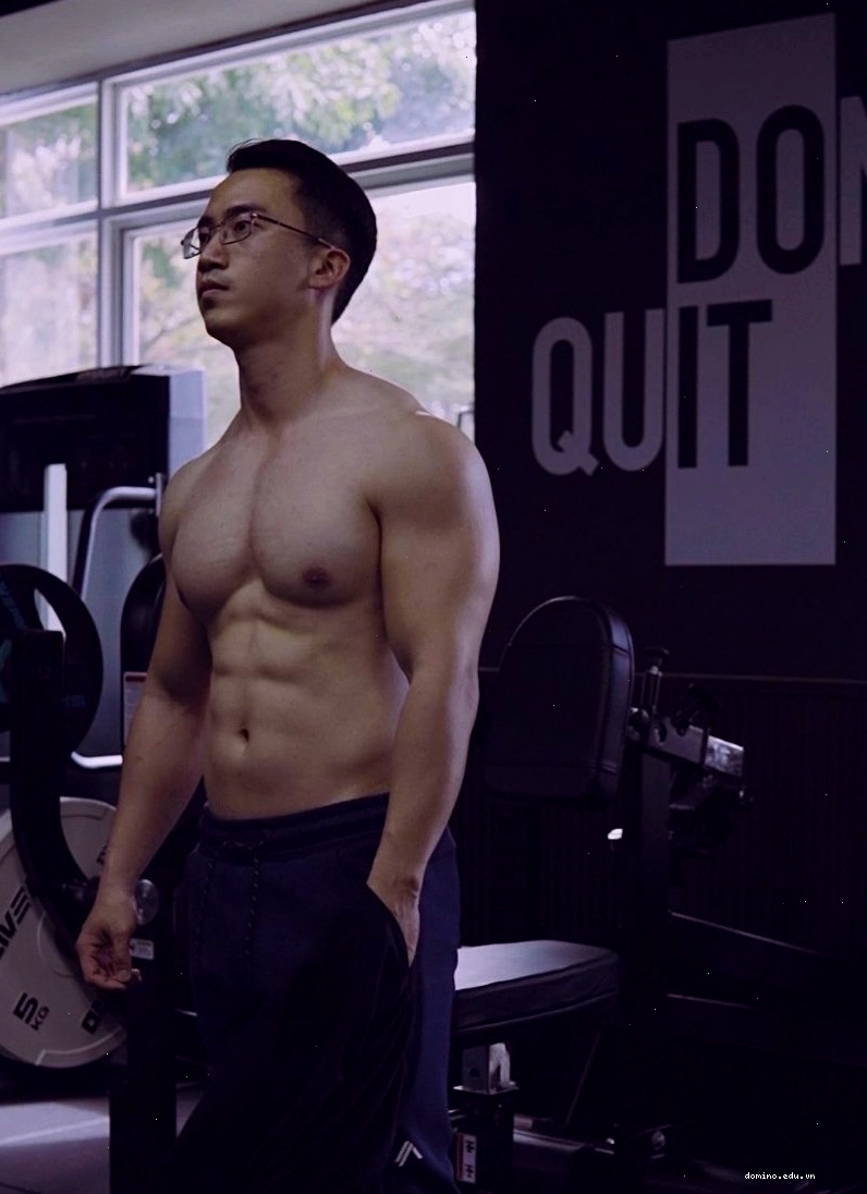 Ảnh trai đẹp 6 múi tập gym