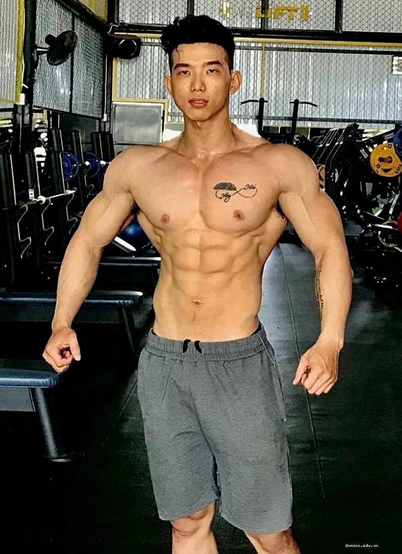 Ảnh trai đẹp 6 múi tập gym