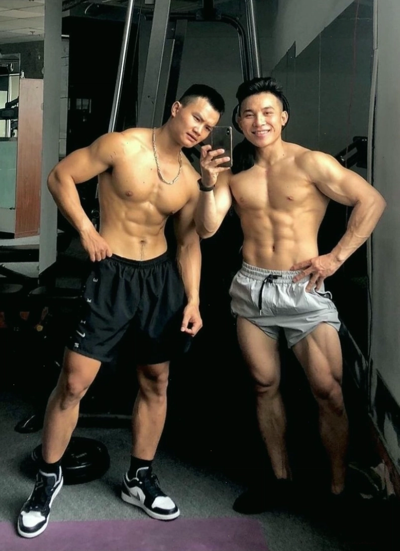 Ảnh trai đẹp 6 múi tập gym