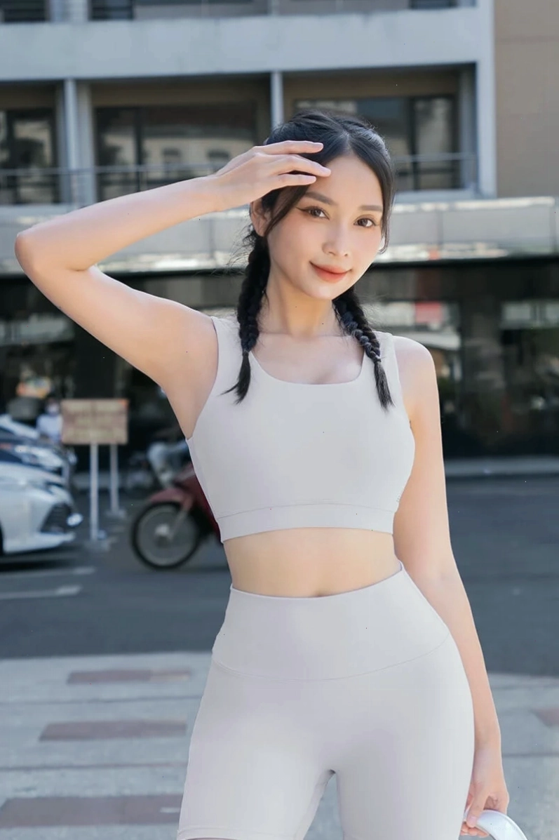 Áo bra tập gym yoga Zeta - Light Grey - Fitme Sportswear, thoáng khí và thấm hút mồ hôi
