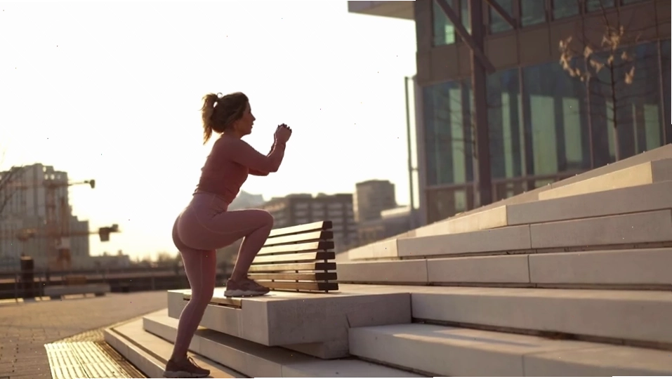 Bài tập Bridge (Glute Bridge) giúp nâng cao cơ mông