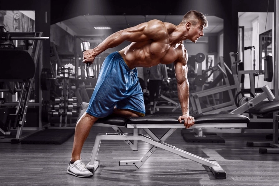 Bài tập đá ngược tạ cơ tam đầu tricep dumbbell kickback