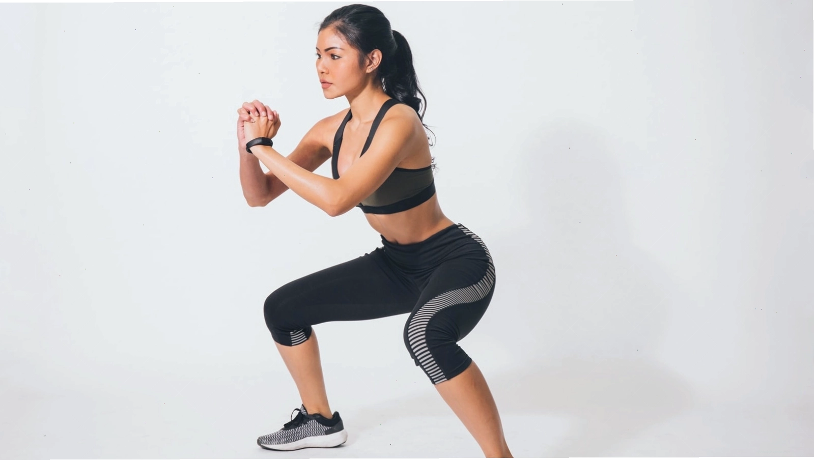 Bài tập Squat cho chân và mông săn chắc