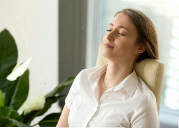 Bài tập thở "Suối nguồn tươi trẻ" có thể luyện tập ở bất cứ đâu