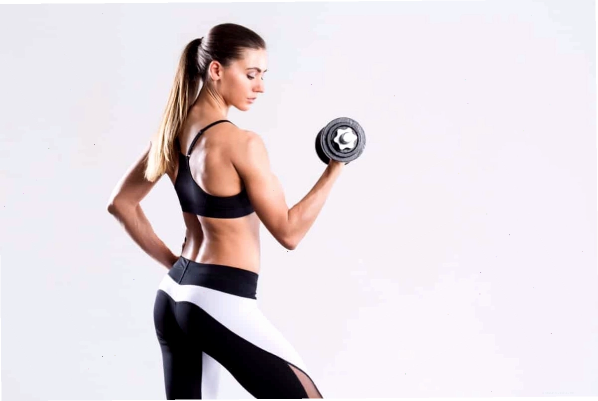 Bài tập với ghế giúp giảm mỡ cánh tay và làm săn chắc cơ tam đầu