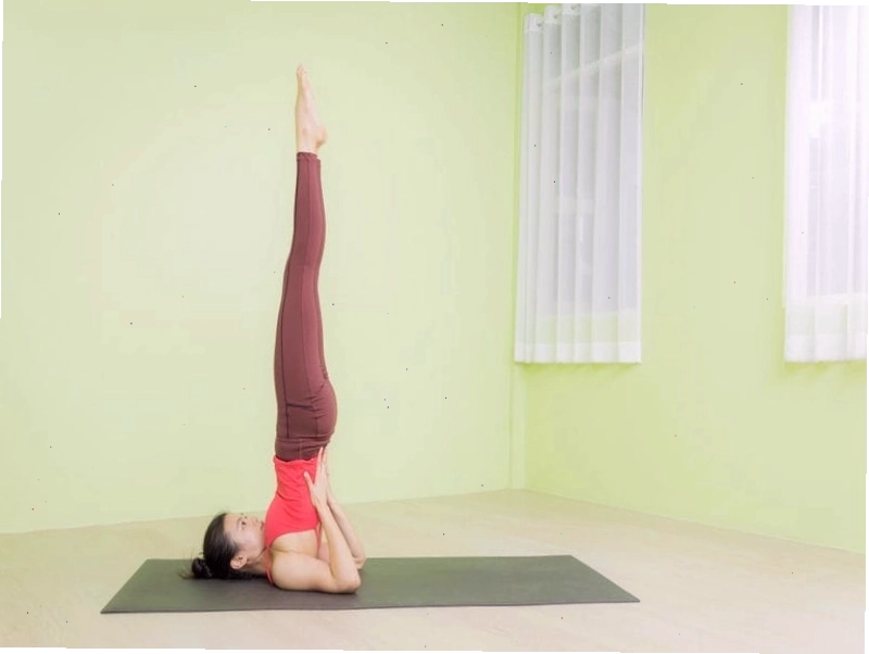 Bài tập với tư thế cây nến trong Yoga
