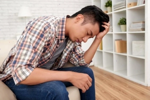 Biểu đồ minh họa sự suy giảm testosterone ở nam giới khi tập gym quá sức
