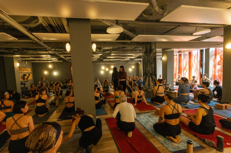 Block Yoga: Hướng dẫn toàn diện cho người mới bắt đầu và nâng cao