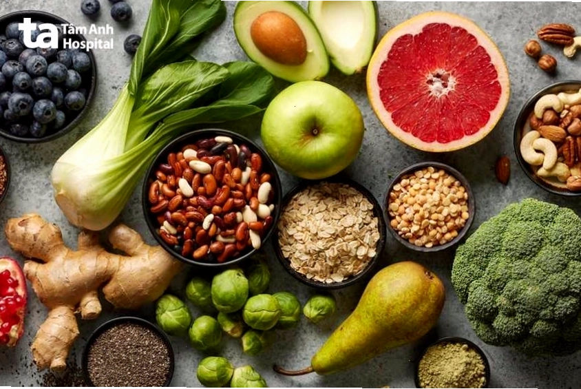 Bổ sung chất xơ và vitamin từ rau củ quả