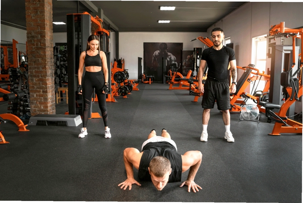 Body Combat không chỉ giúp bạn sở hữu vóc dáng thon gọn, săn chắc mà còn là phương pháp hiệu quả để giải tỏa căng thẳng và phục hồi tinh thần