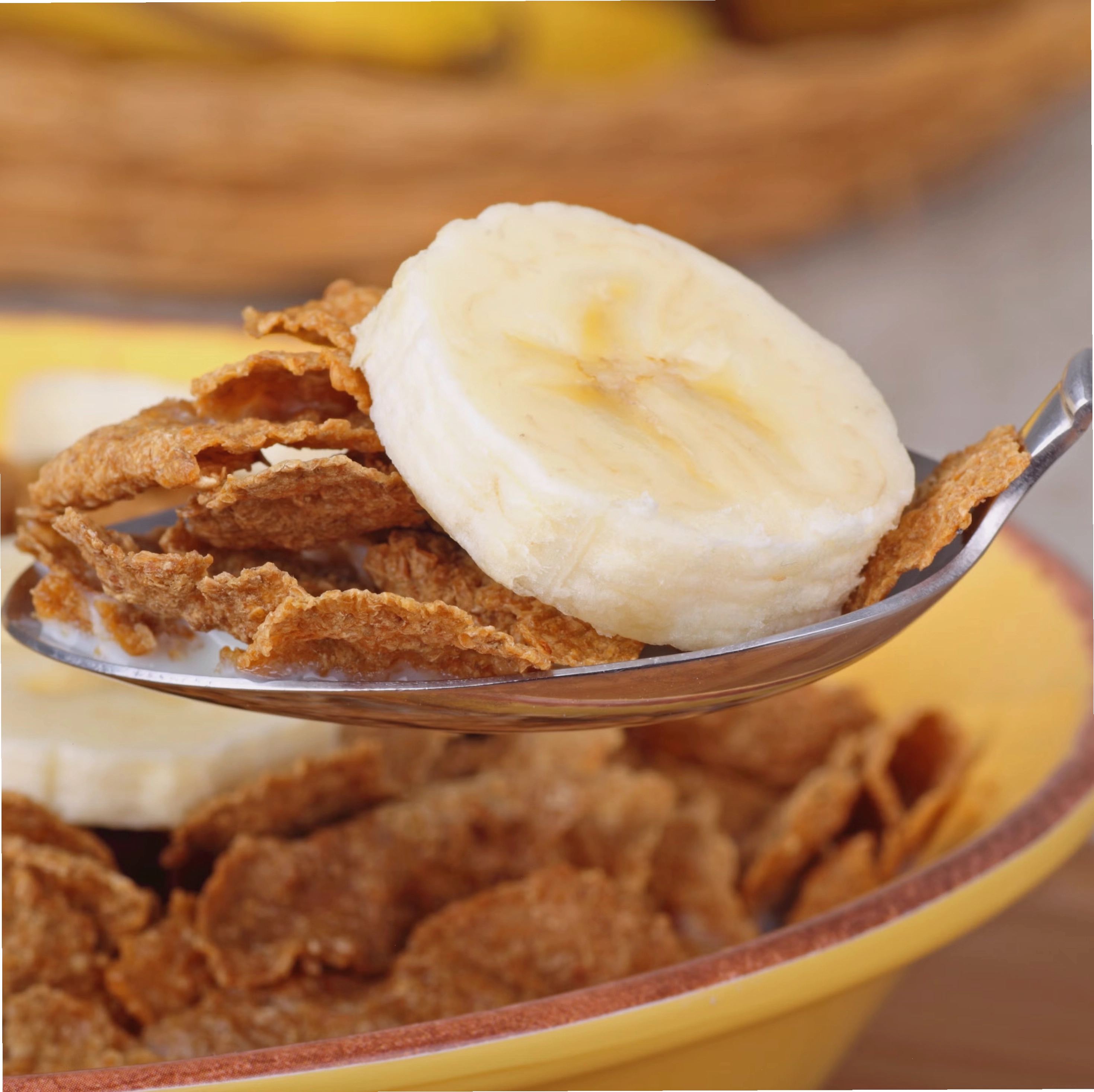 Bran flakes and banana as a healthy breakfast option