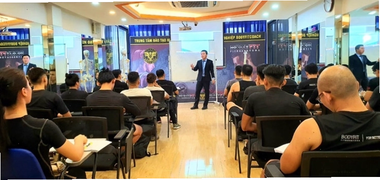 Buổi chia sẻ kiến thức tại trung tâm đào tạo PT gym