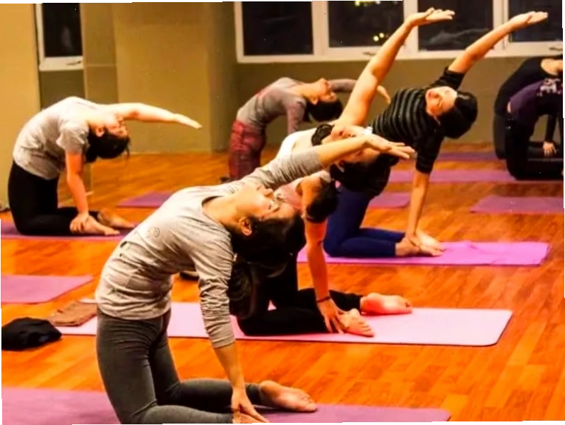 Các bài tập chuyên sâu tại Gana Yoga Center quận Cầu Giấy
