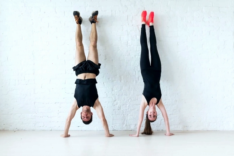 Các bước thực hiện bài tập handstand