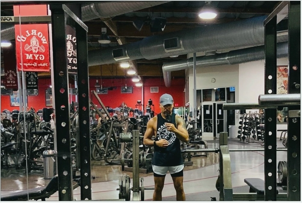 Các loại tạ đơn với nhiều trọng lượng và hình dáng khác nhau tại Steel Gym