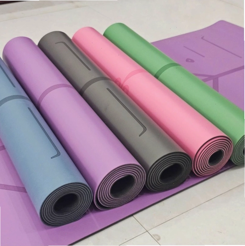 Các mẫu thảm tập yoga đa dạng về chất liệu và màu sắc tại Đà Nẵng