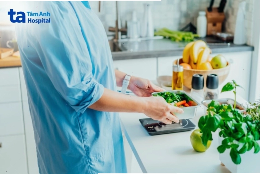 Cách tính toán lượng calo cần thiết cho mục tiêu giảm cân