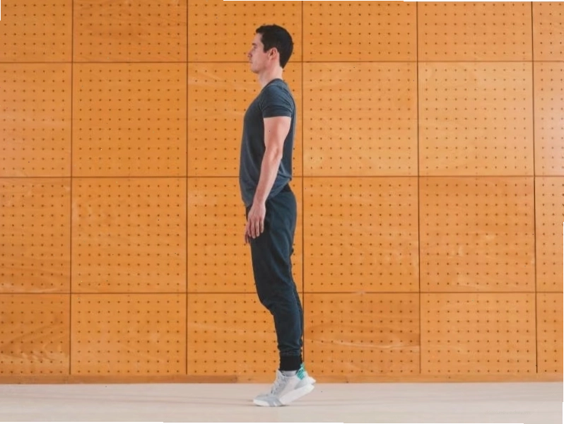Calf Raises là bài tập đơn giản, dễ thực hiện tại nhà