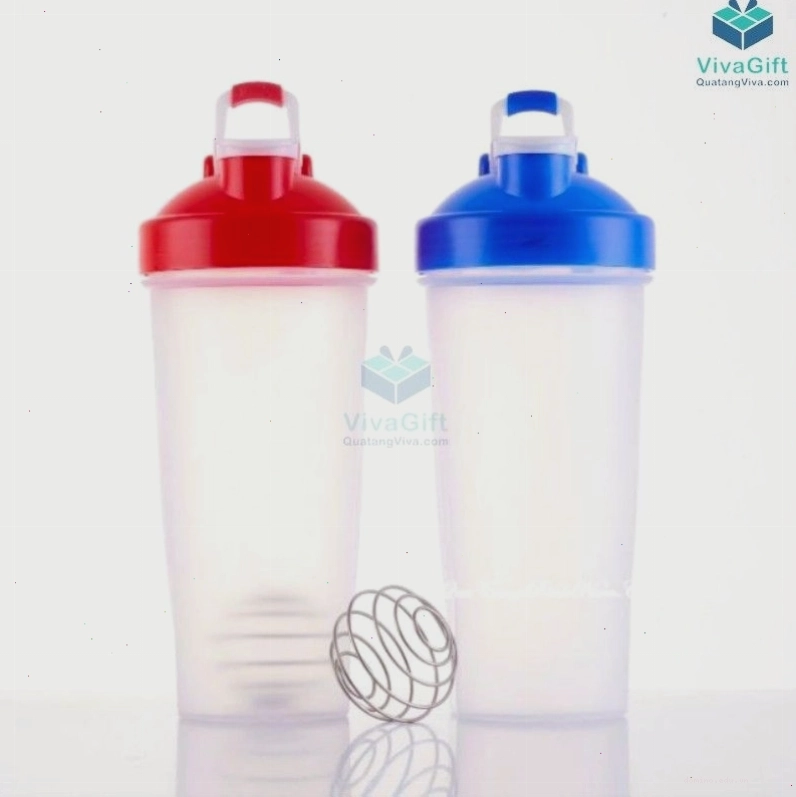 Cận cảnh bình lắc gym shaker với lưới lắc bên trong