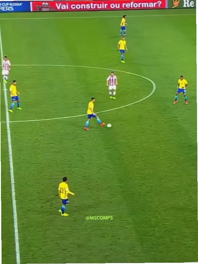 Cận cảnh hình xăm trên bắp chân của Neymar