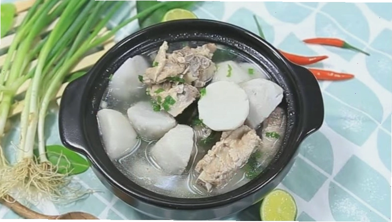 Canh khoai môn hầm xương có thể hỗ trợ giảm cân nếu dùng hợp lý