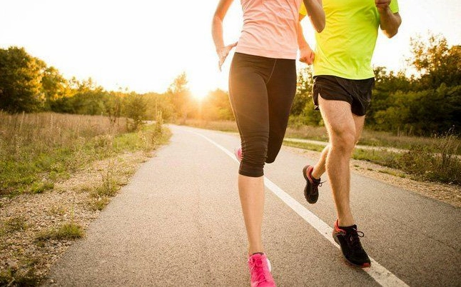 Chinh phục cự ly 6-10km: Hướng dẫn tập chạy bộ toàn diện cho người mới bắt đầu năm 2026