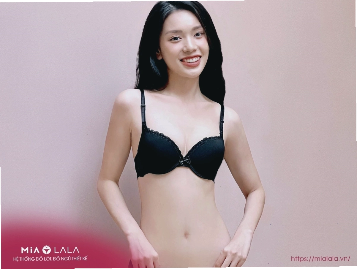 Chọn áo ngực push up tạo khe hiệu quả cho người có ngực xa nhau