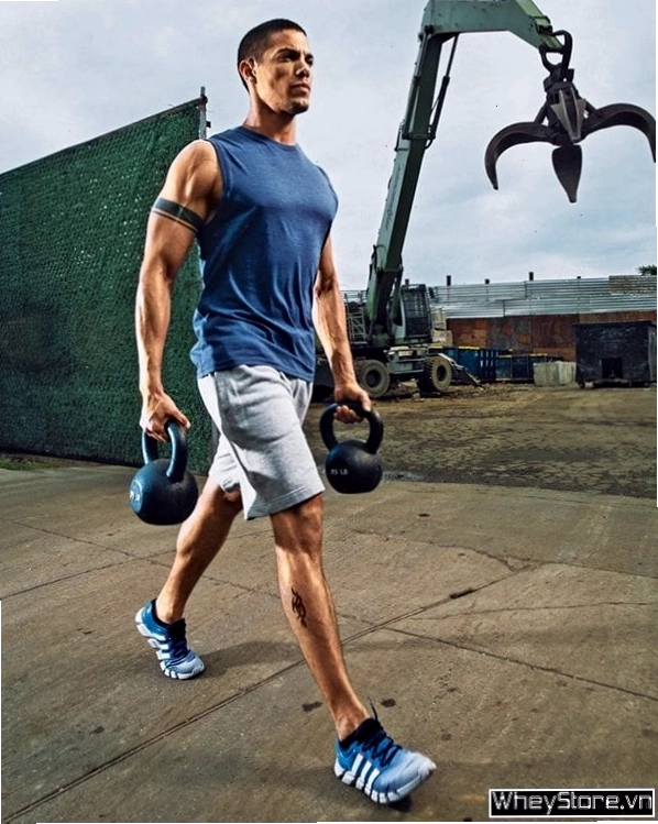 Chuyển động từ plank cao xuống plank thấp