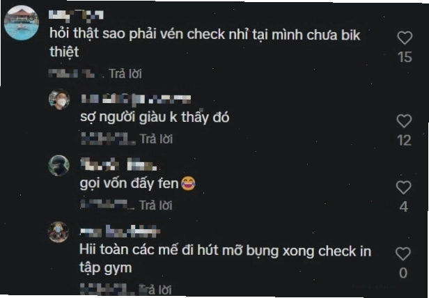 Cô gái tập gym chăm chỉ với các bài tập chân và mông