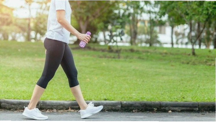 Đi bộ hàng ngày giúp giảm nguy cơ mắc bệnh tim và béo phì