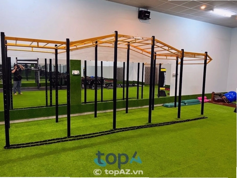 Diamon GYM Dĩ An tích hợp nhiều bộ môn thể thao