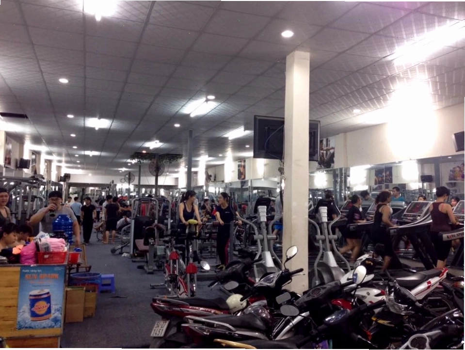 Diamond Fitness Center với không gian tập luyện thoáng đãng