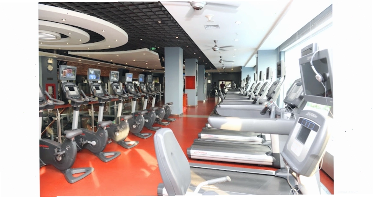 Đội ngũ huấn luyện viên gym chuyên nghiệp tại Amazing Fitness and Yoga Center