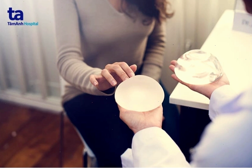 Đối tượng phù hợp với phẫu thuật nâng ngực chảy xệ