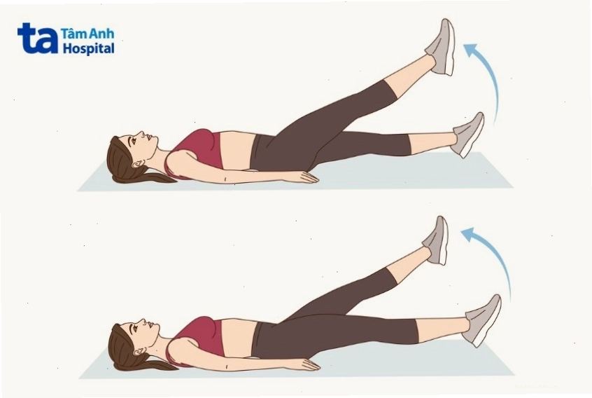 Động tác đá chân cắt kéo giảm mỡ bụng