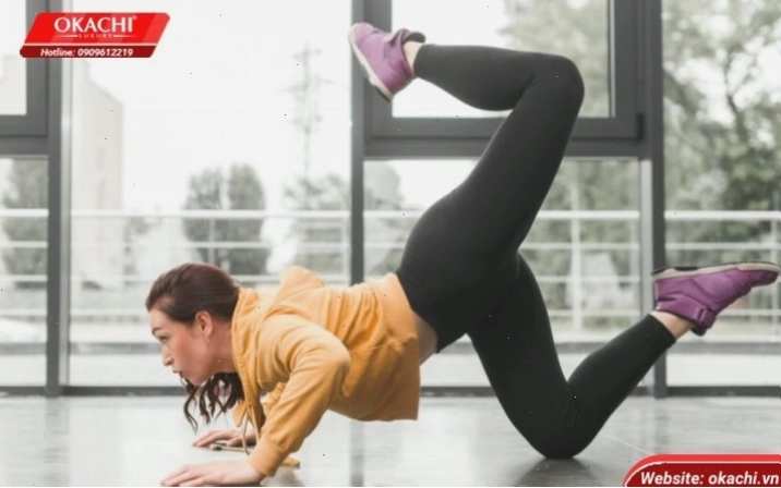 Động tác Donkey Kicks đúng cách
