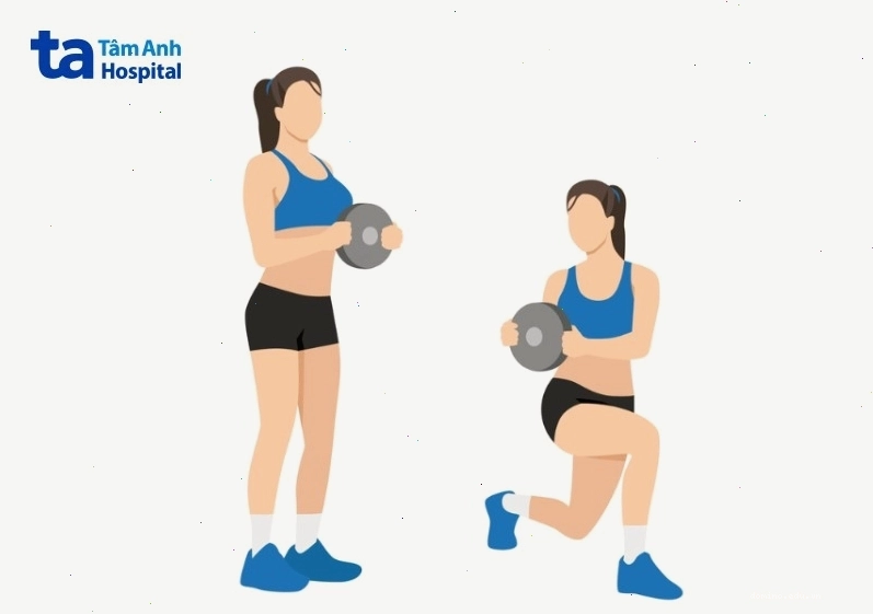 Động tác lunge twist với tạ đơn cho cơ bụng và chân