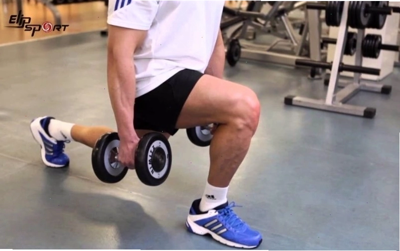 Dumbbell Lunge giúp phát triển cơ đùi trước mạnh mẽ hơn