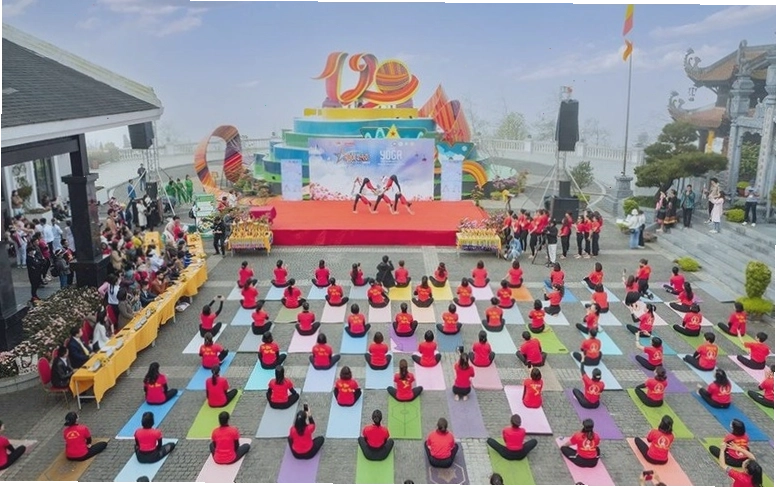Festival Yoga mùa Xuân - Hướng đến sống khỏe và tích cực