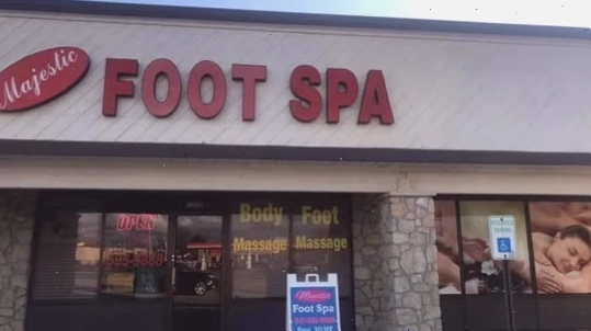 Foot treatment tại Majestic Foot Spa