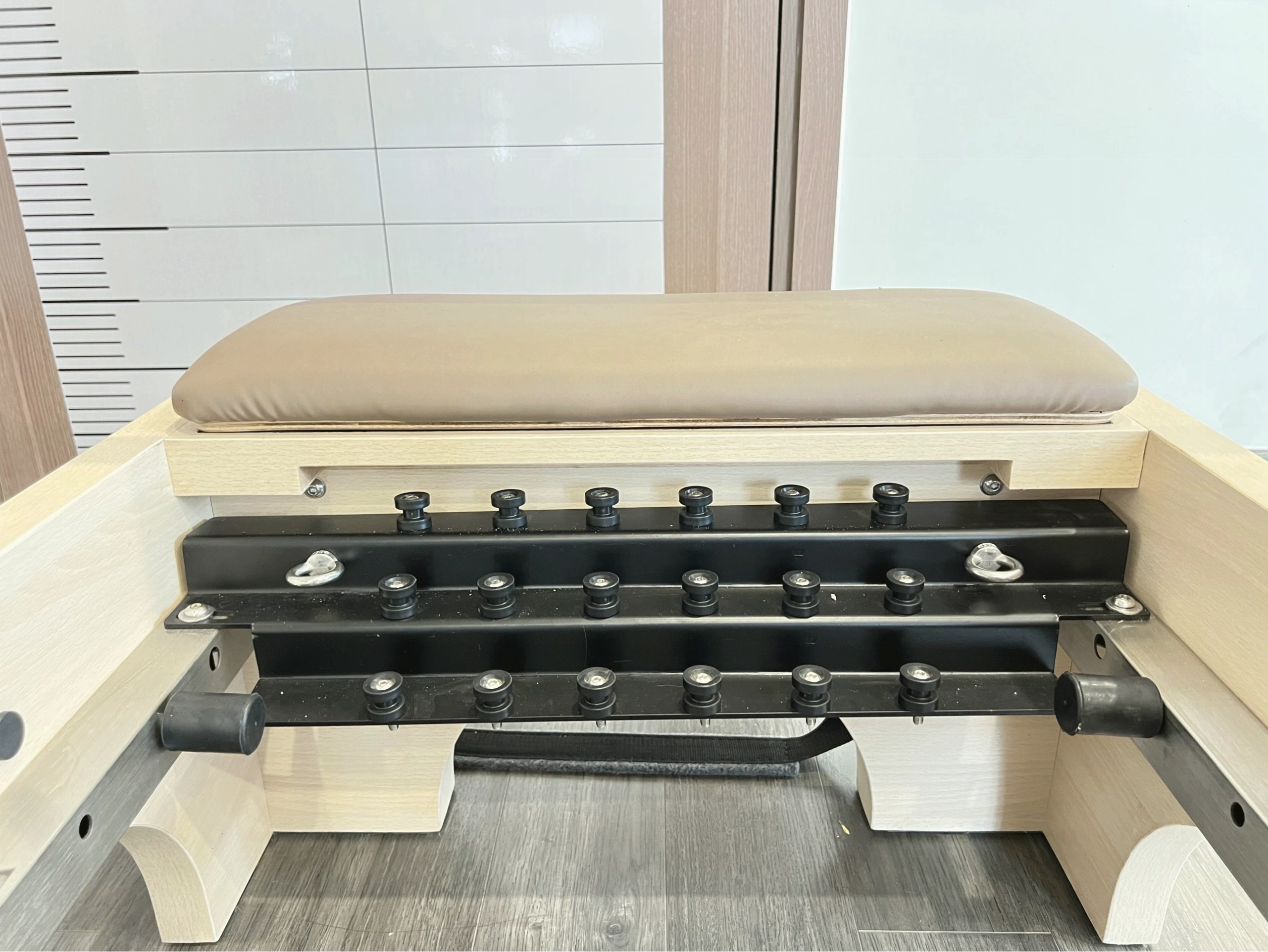 Ghế tập Pilates Chair màu sắc