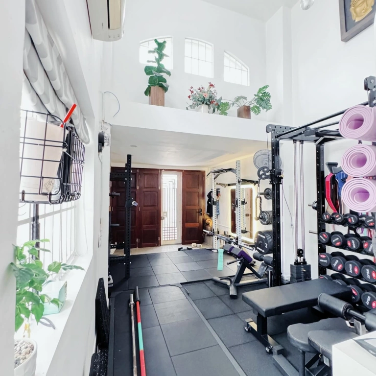 Giá Thuê PT Ở The New Gym: Bảng Giá Chi Tiết & Yếu Tố Ảnh Hưởng Năm 2026