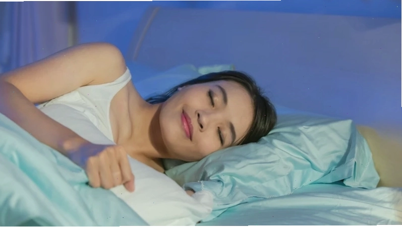 Giảm cân có nên ngủ trưa không? Lợi ích bất ngờ của giấc ngủ ngắn