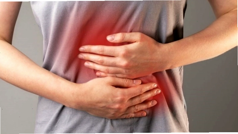 Giấm táo có thể gây kích ứng niêm mạc dạ dày, đau bụng