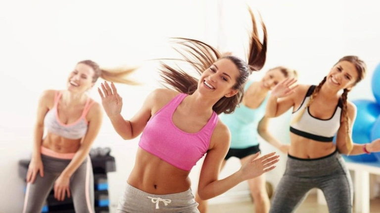 Giật Bụng Giảm Cân: Bài Tập Hiệu Quả Hay Rủi Ro Tiềm Ẩn?